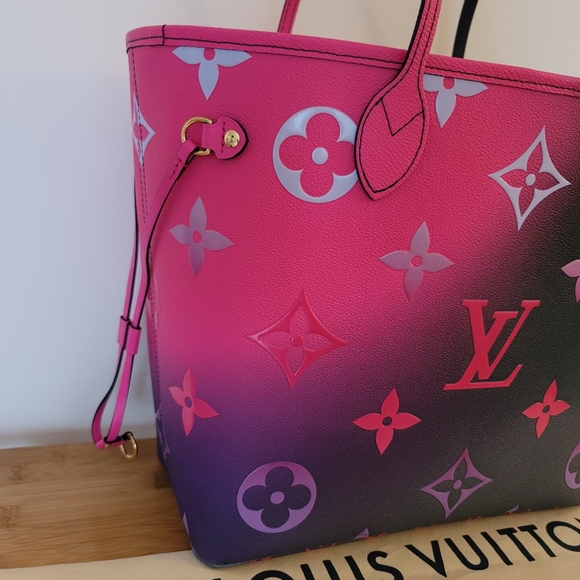 Louis Vuitton Midnight Fuschia Neverfull MM Monogram Giant Flower Bag **No Pouch - Picture 6 of 17